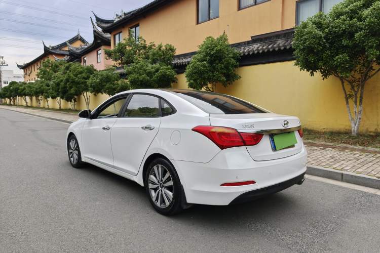 Used Hyundai Mistra 2014 1.8L Automatic Deluxe DLX Model Exterior 5