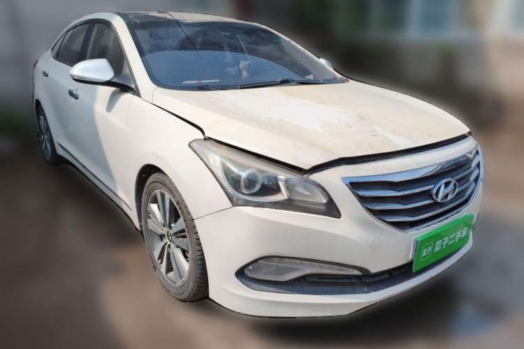Used Hyundai Mistra 2014 1.8L Automatic Deluxe DLX Model Exterior 5