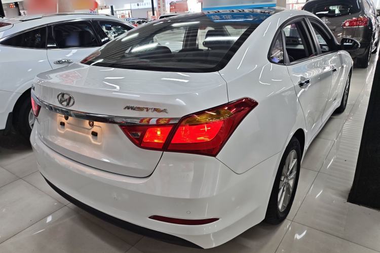 Used Hyundai Mistra 2014 1.8L Automatic Smart GLS Exterior 6