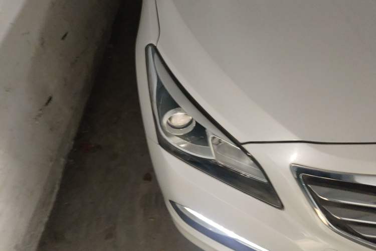 Used Hyundai Mistra 2014 1.8L Automatic Smart GLS Exterior 6