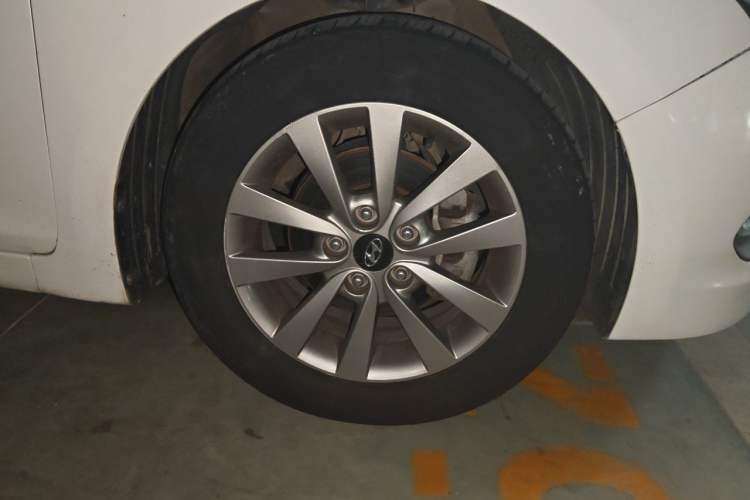 Used Hyundai Mistra 2014 1.8L Automatic Smart GLS Exterior 7