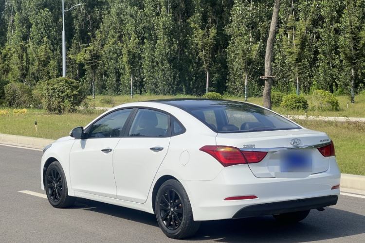 Used Hyundai Mistra 2014 1.8L Automatic Smart GLS Exterior 7
