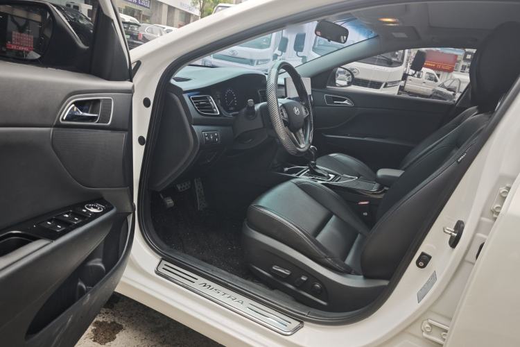 Used Hyundai Mistra 2014 1.8L Automatic Deluxe DLX Model Exterior 8