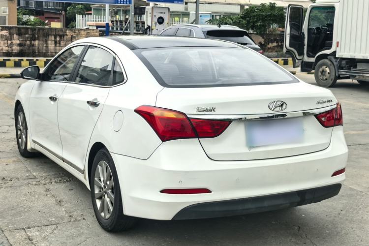 Used Hyundai Mistra 2014 1.8L Automatic Smart GLS Exterior 8
