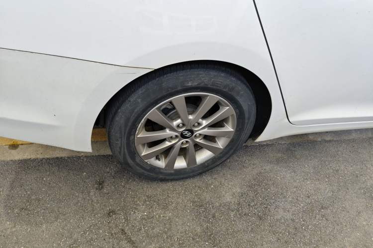 Used Hyundai Mistra 2014 1.8L Automatic Smart GLS Exterior 8