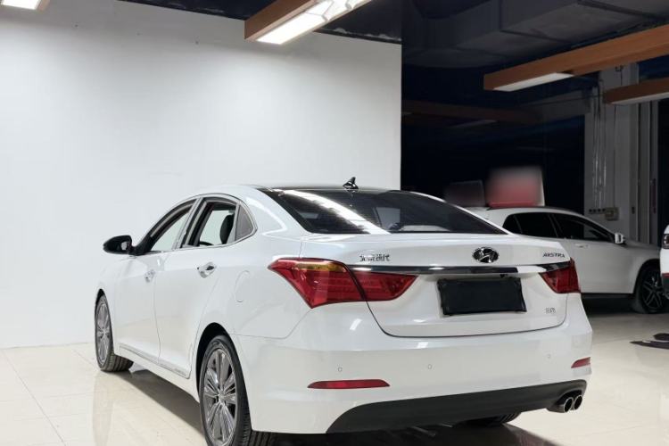 Used Hyundai Mistra 2014 1.8L Automatic Deluxe DLX Model Exterior 8