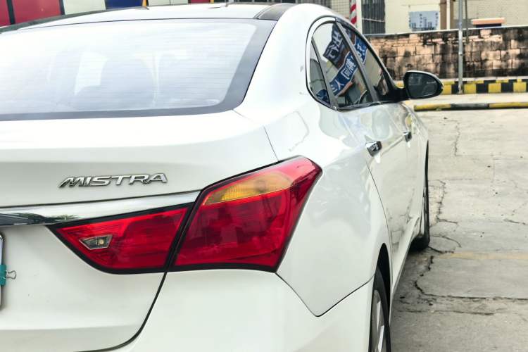 Used Hyundai Mistra 2014 1.8L Automatic Smart GLS Exterior 9