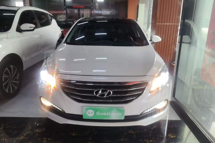 Used Hyundai Mistra 2014 1.8L Automatic Smart GLS Front