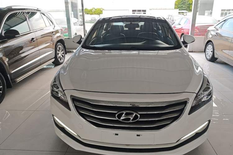 Used Hyundai Mistra 2014 1.8L Automatic Smart GLS Front