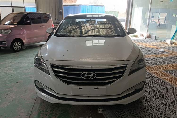 Used Hyundai Mistra 2014 1.8L Automatic Smart GLS Front