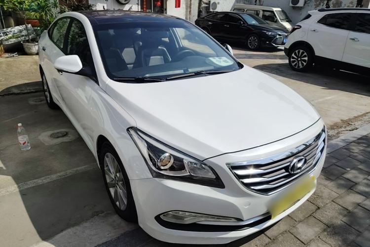 Used Hyundai Mistra 2014 1.8L Automatic Smart GLS Front Right 45 Deg