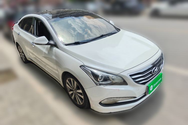 Used Hyundai Mistra 2014 1.8L Automatic Deluxe DLX Model Front Right 45 Deg