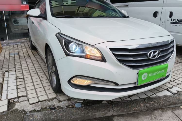 Used Hyundai Mistra 2014 1.8L Automatic Deluxe DLX Model Front Right 45 Deg