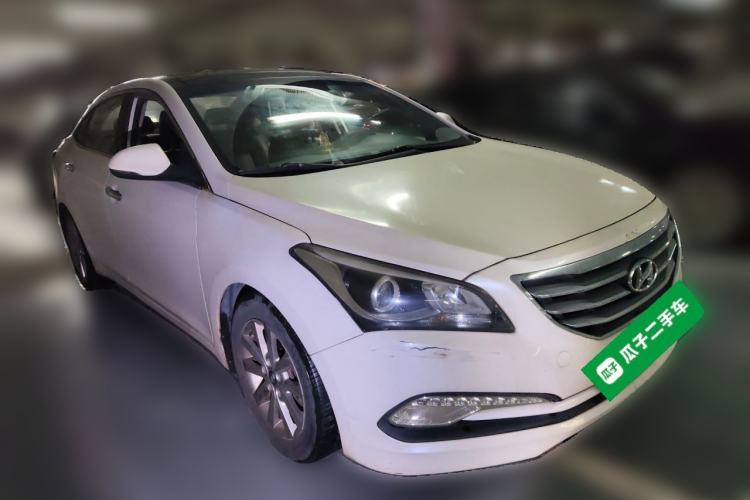 Used Hyundai Mistra 2014 1.8L Automatic Smart GLS Front Right 45 Deg