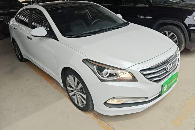 Used Hyundai Mistra 2014 1.8L Automatic Deluxe DLX Model Front Right 45 Deg