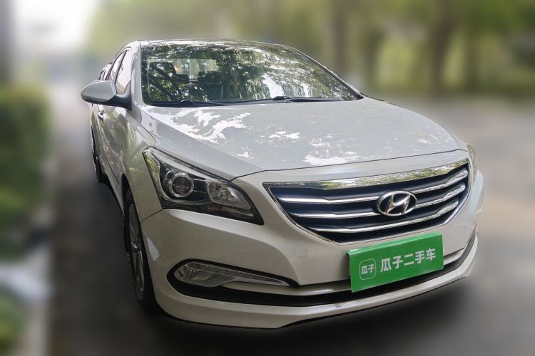 Used Hyundai Mistra 2014 1.8L Automatic Smart GLS Front Right 45 Deg