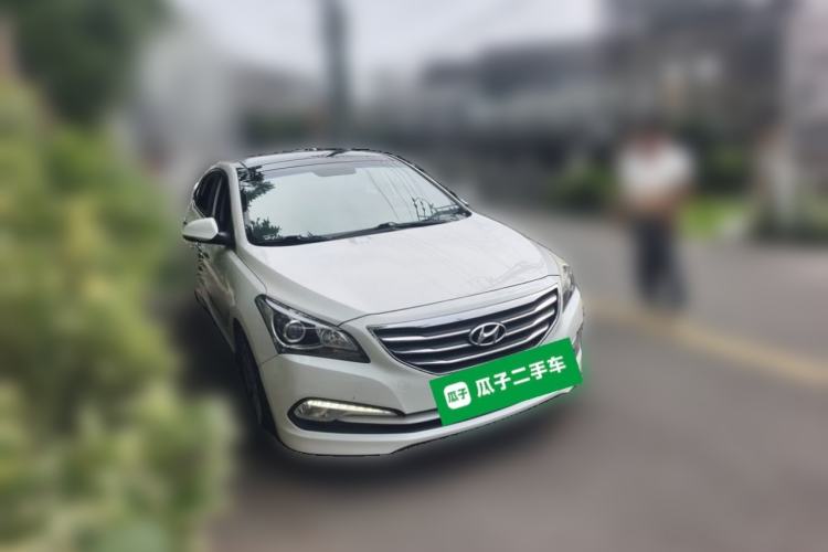 Used Hyundai Mistra 2014 1.8L Automatic Smart GLS Front Right 45 Deg
