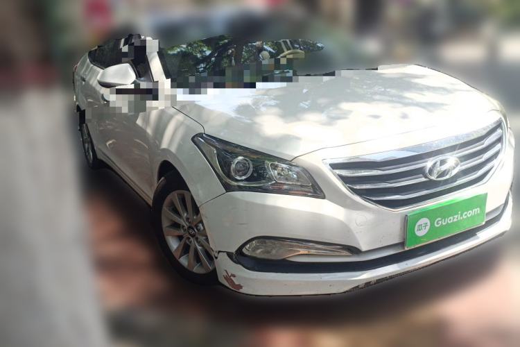 Used Hyundai Mistra 2014 1.8L Automatic Smart GLS Front Right 45 Deg