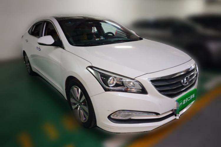 Used Hyundai Mistra 2014 1.8L Automatic Deluxe DLX Model Front Right 45 Deg