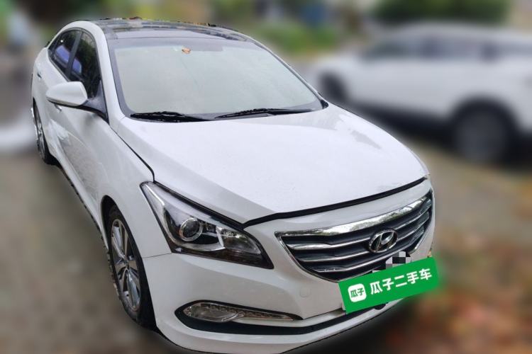 Used Hyundai Mistra 2014 1.8L Automatic Deluxe DLX Model Front Right 45 Deg