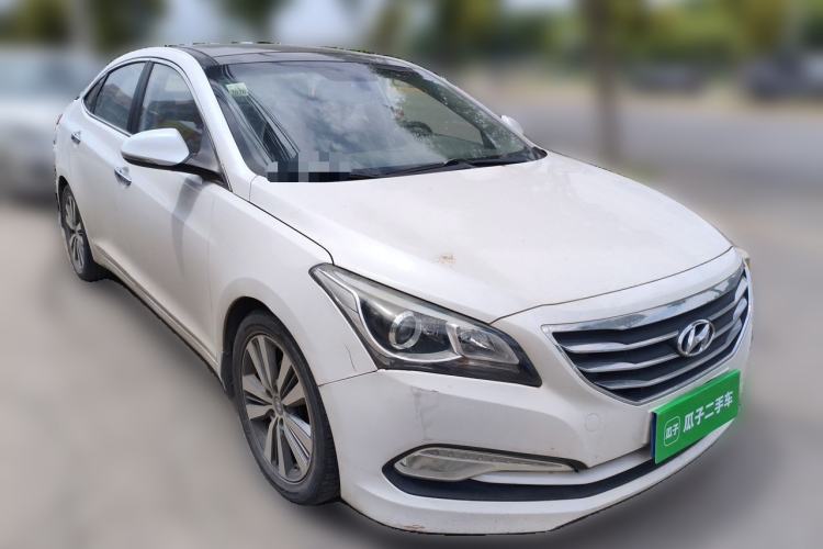 Used Hyundai Mistra 2014 1.8L Automatic Deluxe DLX Model Front Right 45 Deg
