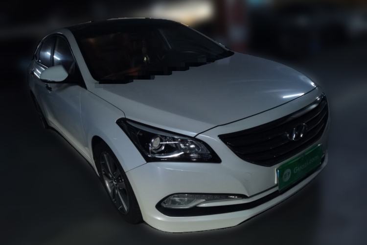 Used Hyundai Mistra 2014 1.8L Automatic Deluxe DLX Model Front Right 45 Deg