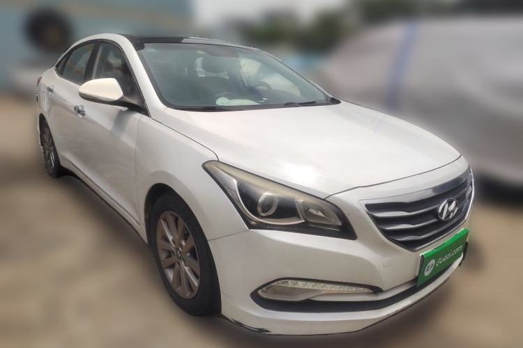 Used Hyundai Mistra 2014 1.8L Automatic Smart GLS Front Right 45 Deg
