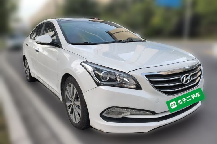 Used Hyundai Mistra 2014 1.8L Automatic Deluxe DLX Model Front Right 45 Deg