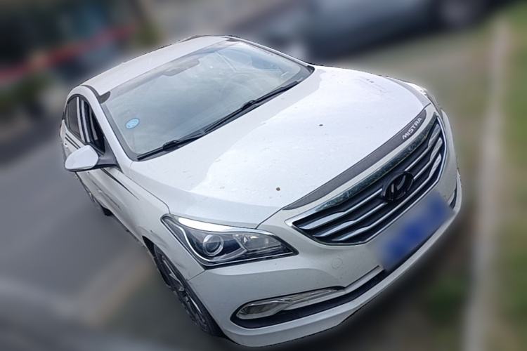 Used Hyundai Mistra 2014 1.8L Manual Comfort GL Model Front Right 45 Deg