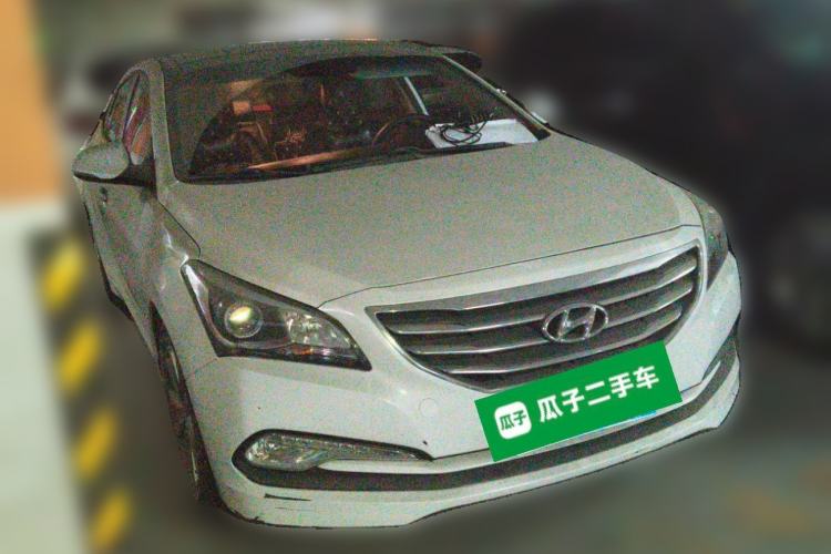 Used Hyundai Mistra 2014 1.8L Automatic Smart GLS Front Right 45 Deg
