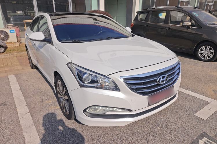 Used Hyundai Mistra 2014 1.8L Automatic Deluxe DLX Model Front Right 45 Deg