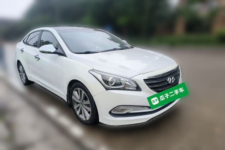 Used Hyundai Mistra 2014 1.8L Automatic Deluxe DLX Model Front Right 45 Deg