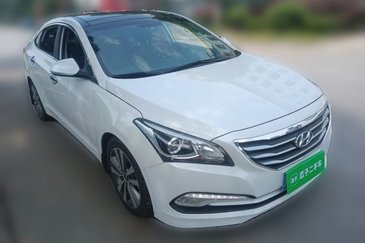 Used Hyundai Mistra 2014 1.8L Automatic Deluxe DLX Model Front Right 45 Deg
