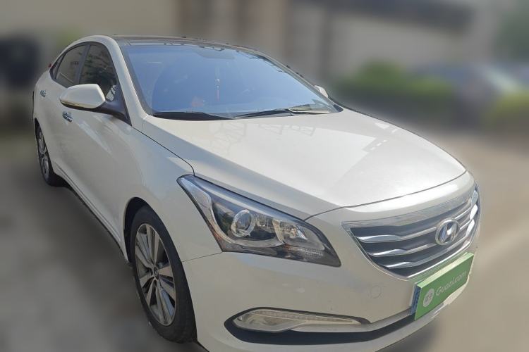 Used Hyundai Mistra 2014 1.8L Automatic Deluxe DLX Model Front Right 45 Deg
