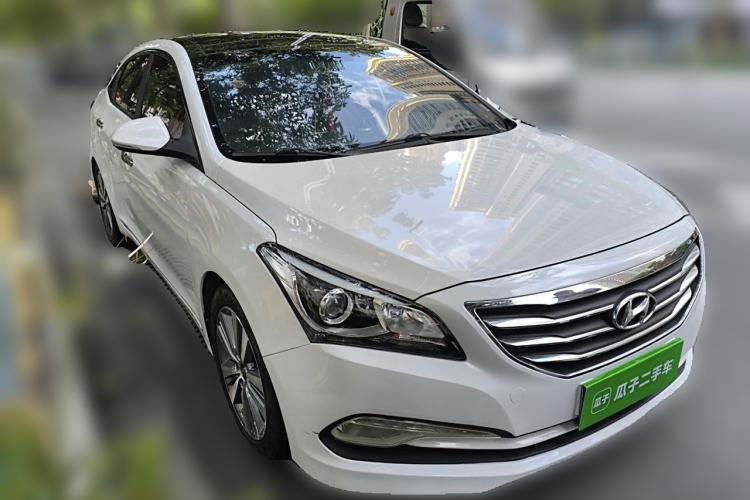 Used Hyundai Mistra 2014 1.8L Automatic Deluxe DLX Model Front Right 45 Deg