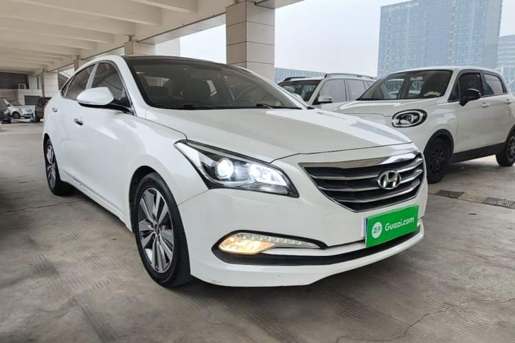 Used Hyundai Mistra 2014 1.8L Automatic Deluxe DLX Model Front Right 45 Deg