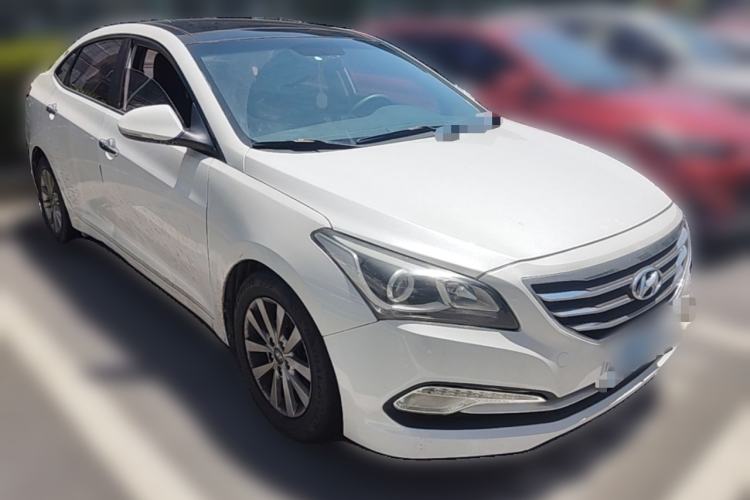 Used Hyundai Mistra 2014 1.8L Automatic Smart GLS Front Right 45 Deg