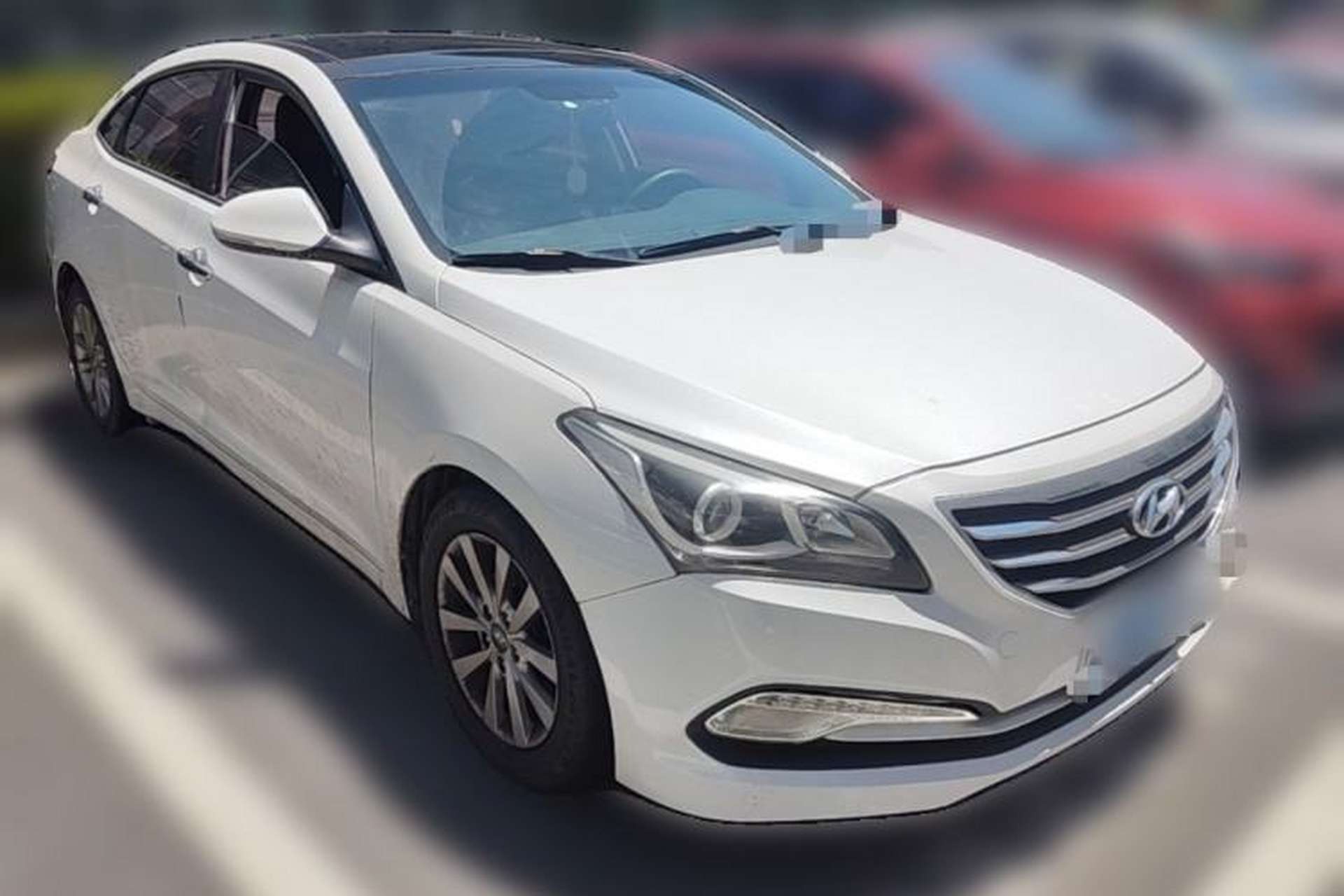 Used Hyundai Mistra 2014 1.8L Automatic Smart GLS Front Right 45 Deg