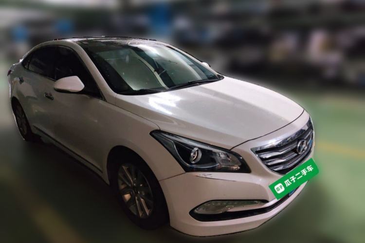 Used Hyundai Mistra 2014 1.8L Automatic Smart GLS Front Right 45 Deg