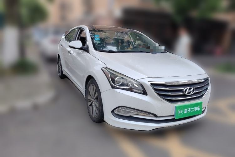 Used Hyundai Mistra 2014 1.8L Automatic Deluxe DLX Model Front Right 45 Deg