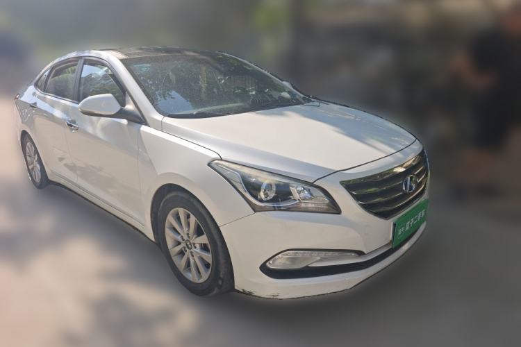Used Hyundai Mistra 2014 1.8L Automatic Smart GLS Front Right 45 Deg
