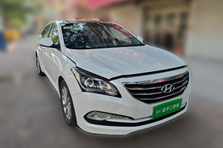 Used Hyundai Mistra 2014 1.8L Automatic Smart GLS Front Right 45 Deg