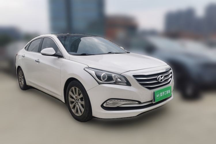 Used Hyundai Mistra 2014 1.8L Automatic Smart GLS Front Right 45 Deg