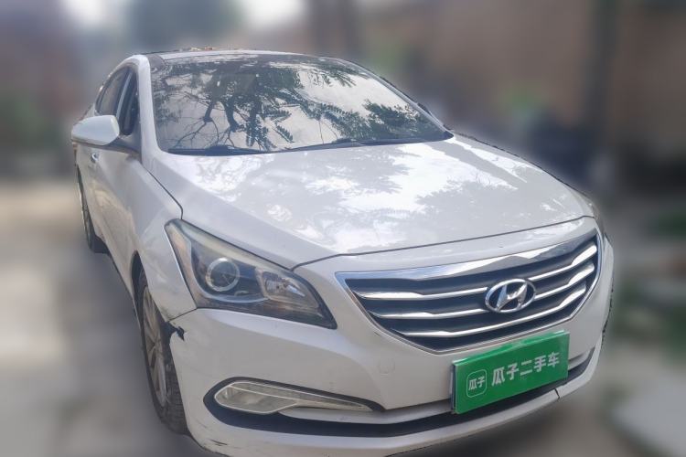 Used Hyundai Mistra 2014 1.8L Automatic Smart GLS Front Right 45 Deg