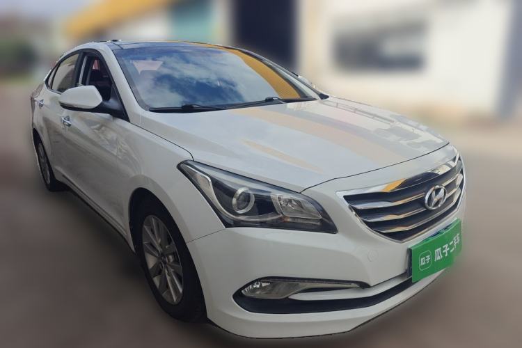 Used Hyundai Mistra 2014 1.8L Automatic Smart GLS Front Right 45 Deg
