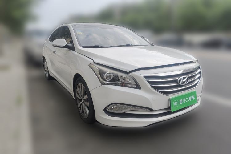Used Hyundai Mistra 2014 1.8L Automatic Deluxe DLX Model Front Right 45 Deg