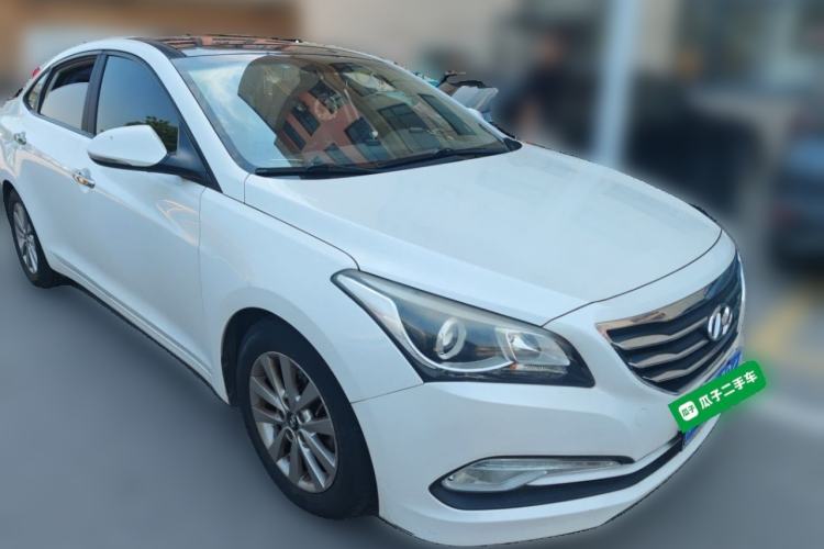 Used Hyundai Mistra 2014 1.8L Automatic Smart GLS Front Right 45 Deg