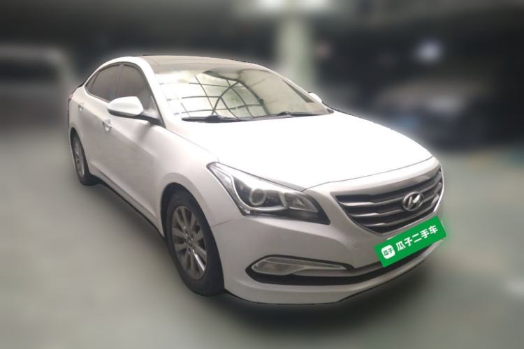 Used Hyundai Mistra 2014 1.8L Automatic Smart GLS Front Right 45 Deg