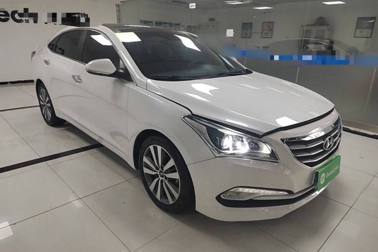 Used Hyundai Mistra 2014 1.8L Automatic Deluxe DLX Model Front Right 45 Deg