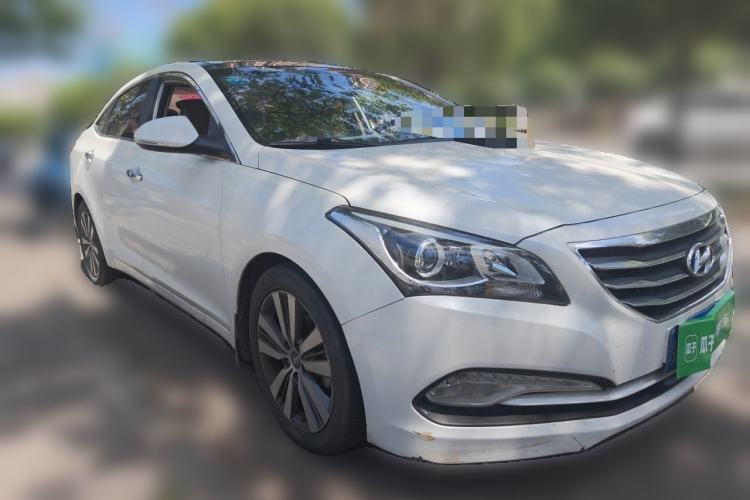 Used Hyundai Mistra 2014 1.8L Automatic Deluxe DLX Model Front Right 45 Deg